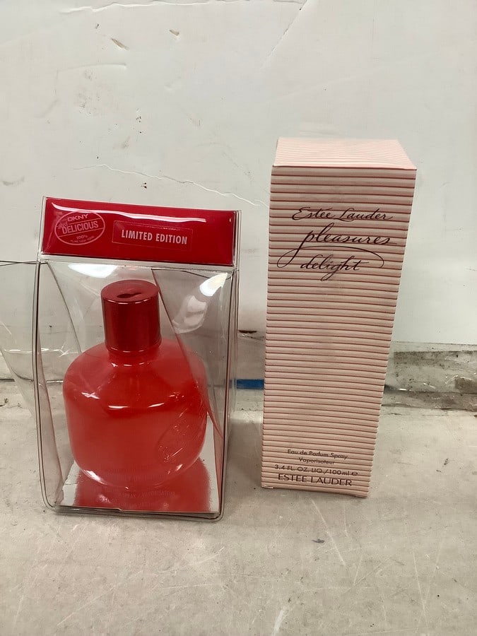 Lot of perfumes(Estee Lauder delight and DKNY red dilicious): Lot of perfumes(Estee Lauder delight and DKNY red dilicious)