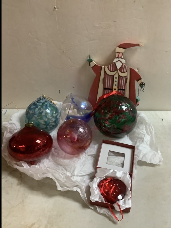 Lot of hand blown christmas ornaments and more: Lot of hand blown christmas ornaments and more
