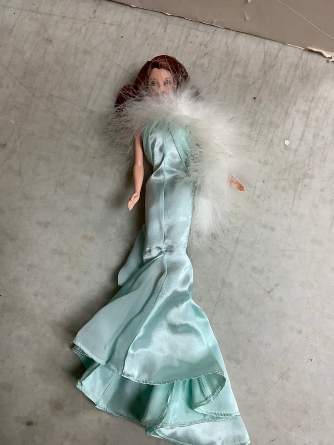 Vintage Barbie doll(11.25in.tall): Vintage Barbie doll(11.25in.tall)
