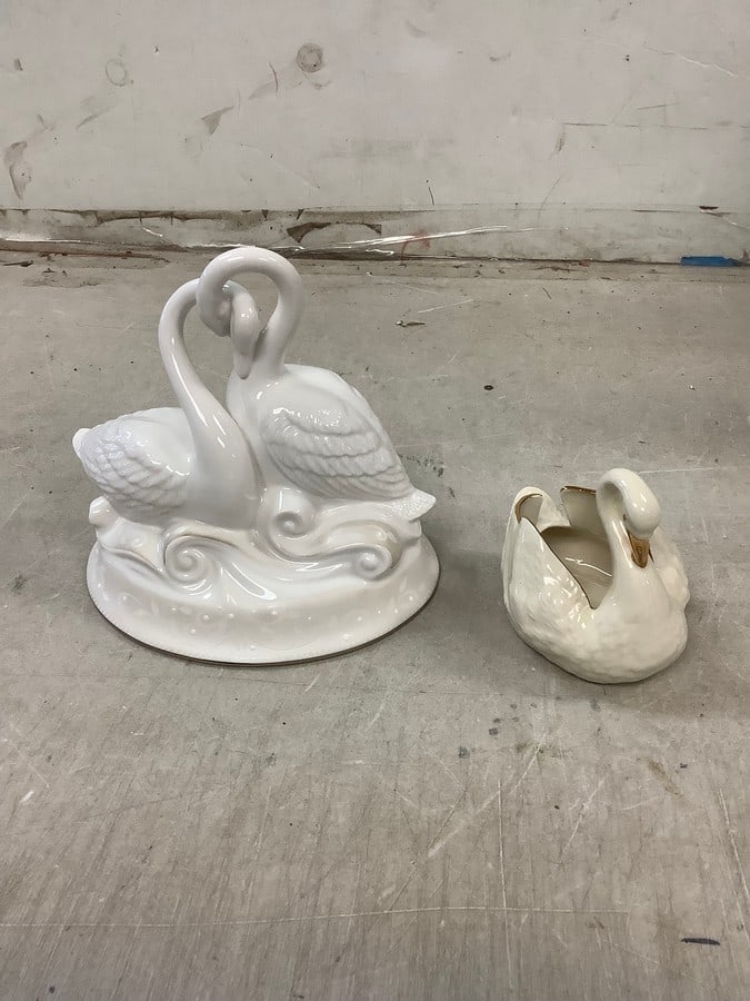 Lot of Lenox ceramics(one signed by artist) tallest 5in.: Lot of Lenox ceramics(one signed by artist) tallest 5in.