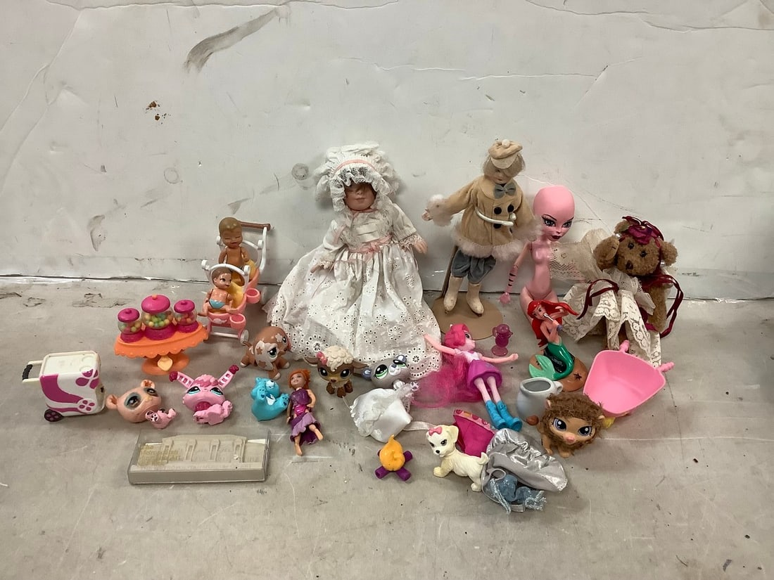 Lot of Disney collectible Ariel figure, Littlest pet shop toys, and more (1 of 1)