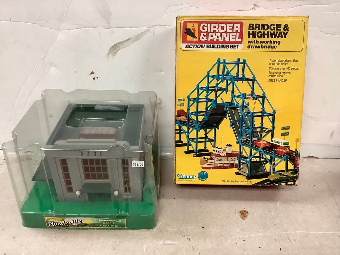 Lot of Bachmann Plasticville village building set and Girder & Panel action building set (1 of 1)