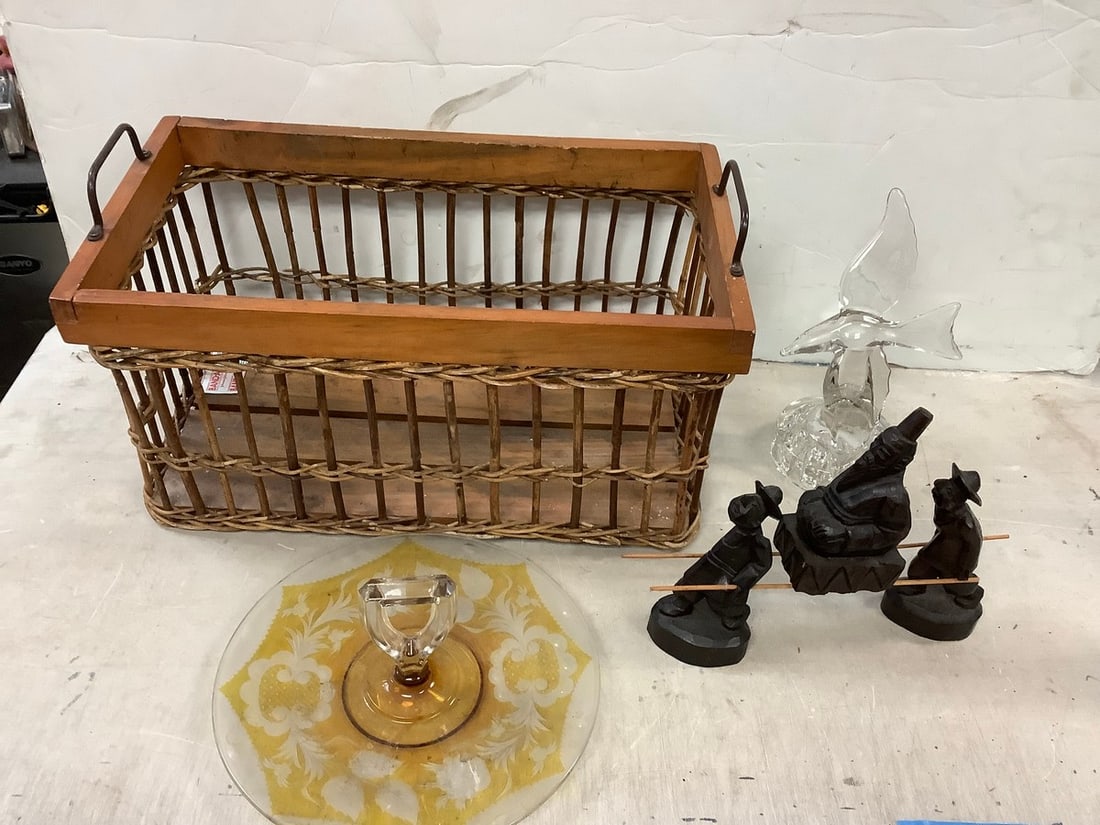 Lot of wooden crate(9.25in.x10in.x18.5in.), glass bird statue, decorative plate, and more (1 of 1)