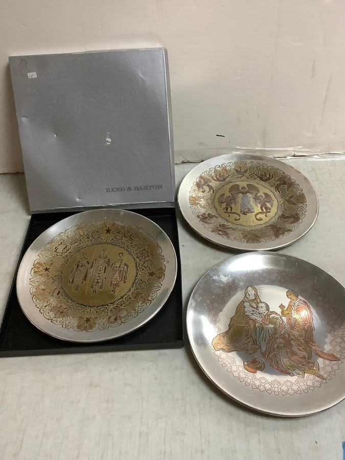 Lot of Reed & Barton limited edition Christmas plates (11in.long) (1 of 1)