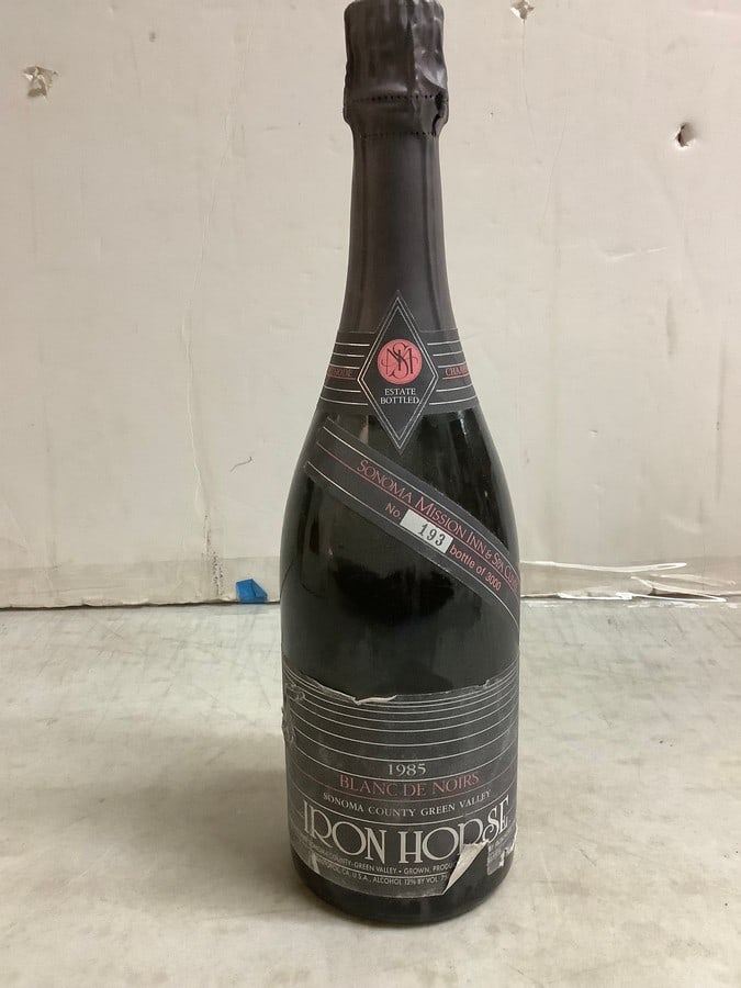 Vintage 1985 Iron Horse(750mL): Vintage 1985 Iron Horse(750mL)