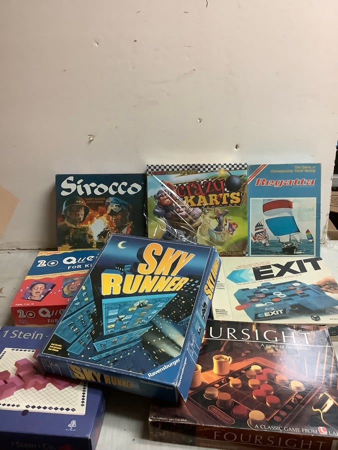 Lot of vintage board games(Exit, Regatta, and more): Lot of vintage board games(Exit, Regatta, and more)