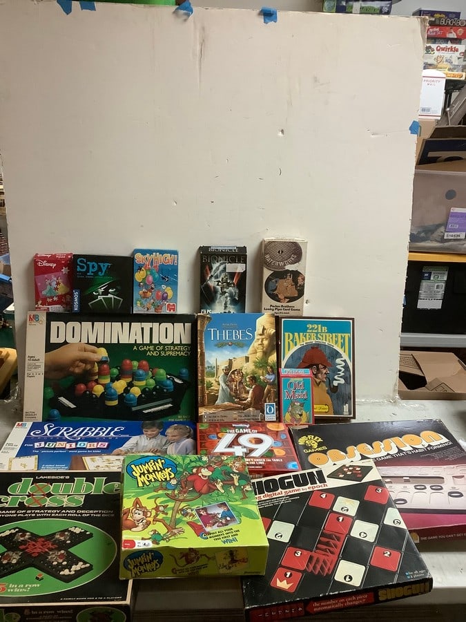 Lot of vintage board games(Shogun, Double Cross, Waterworks, and more): Lot of vintage board games(Shogun, Double Cross, Waterworks, and more)