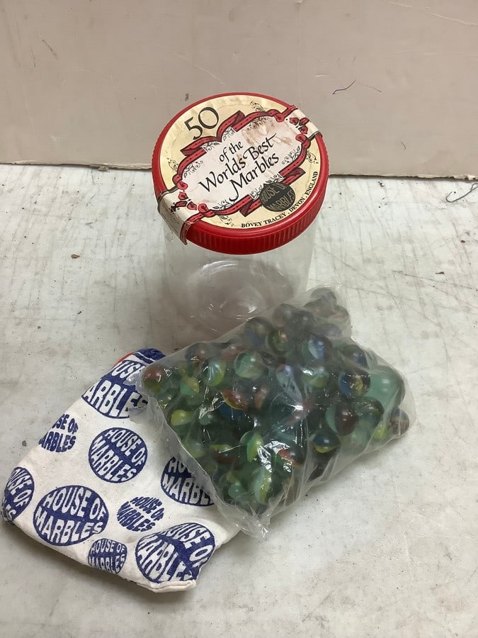 50 of the Worlds Best marlbes with House of Marbles bag: 50 of the Worlds Best marlbes with House of Marbles bag