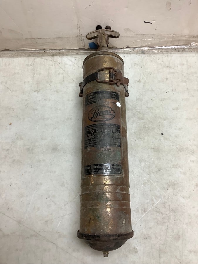 Vintage Pyrene container(17in.long): Vintage Pyrene container(17in.long)