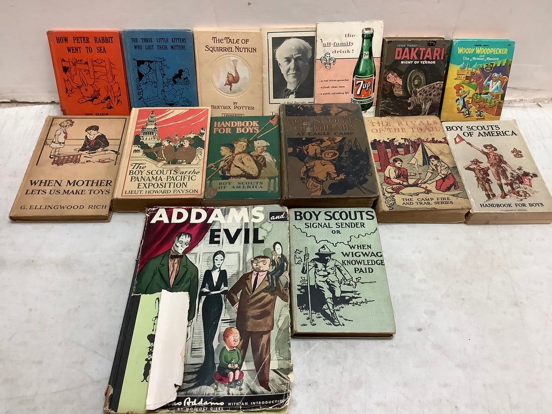 Lot of vintage books(Woody Woodpecker, The Tale of Squirrel Nutkin, and more): Lot of vintage books(Woody Woodpecker, The Tale of Squirrel Nutkin, and more)