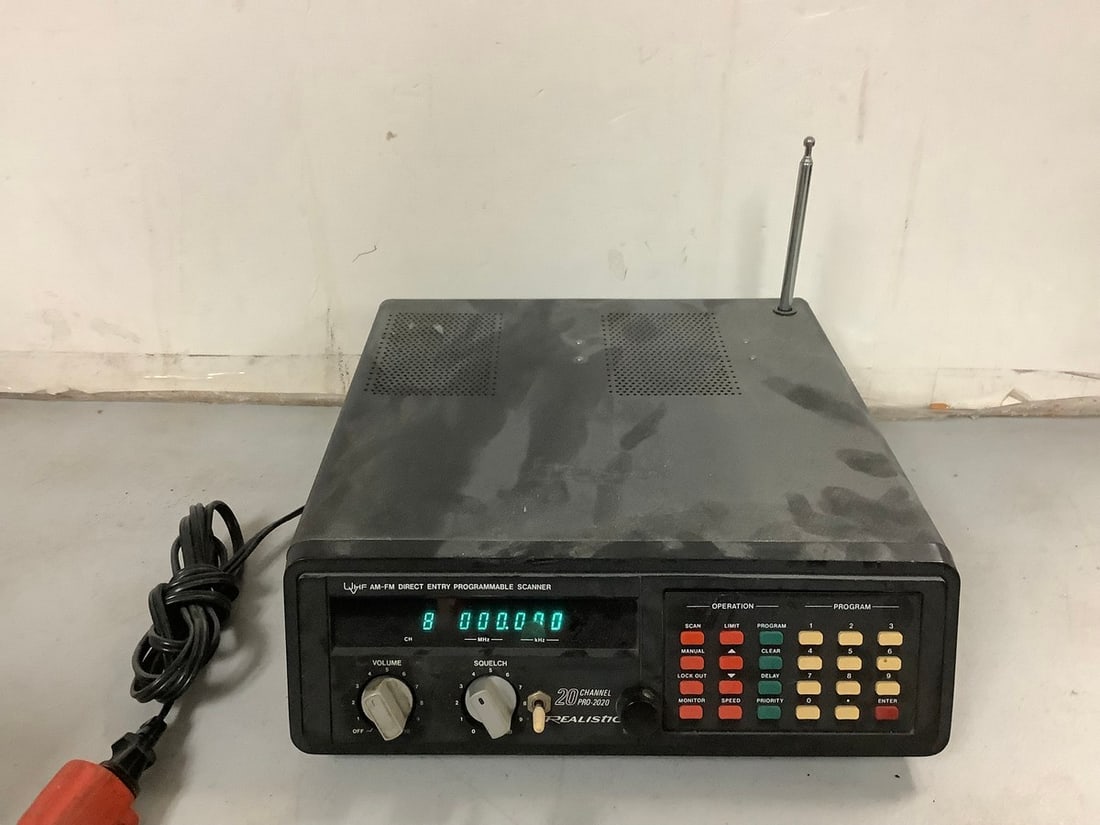 Vintage Realistic AM-FM Direct Entry programmable scanner model no.20-112(working model) (1 of 1)