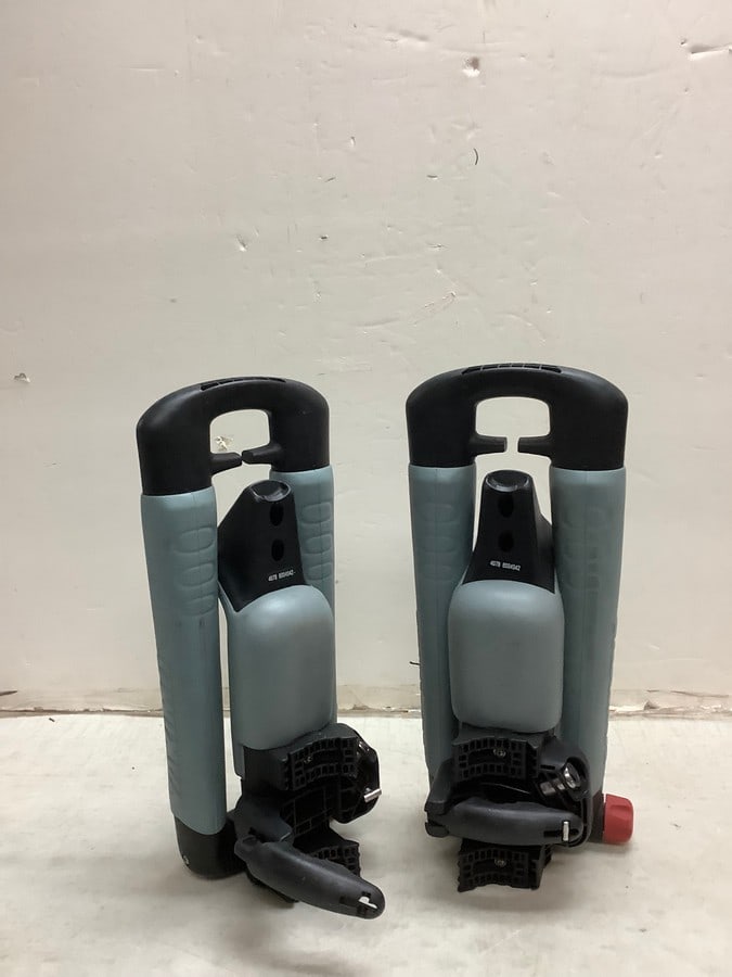 Lot of 2 Yakima bow down folding roof racks (1 of 1)