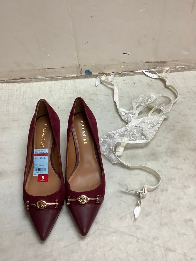 Lot of coach high heels size 8 and langire size large (1 of 1)