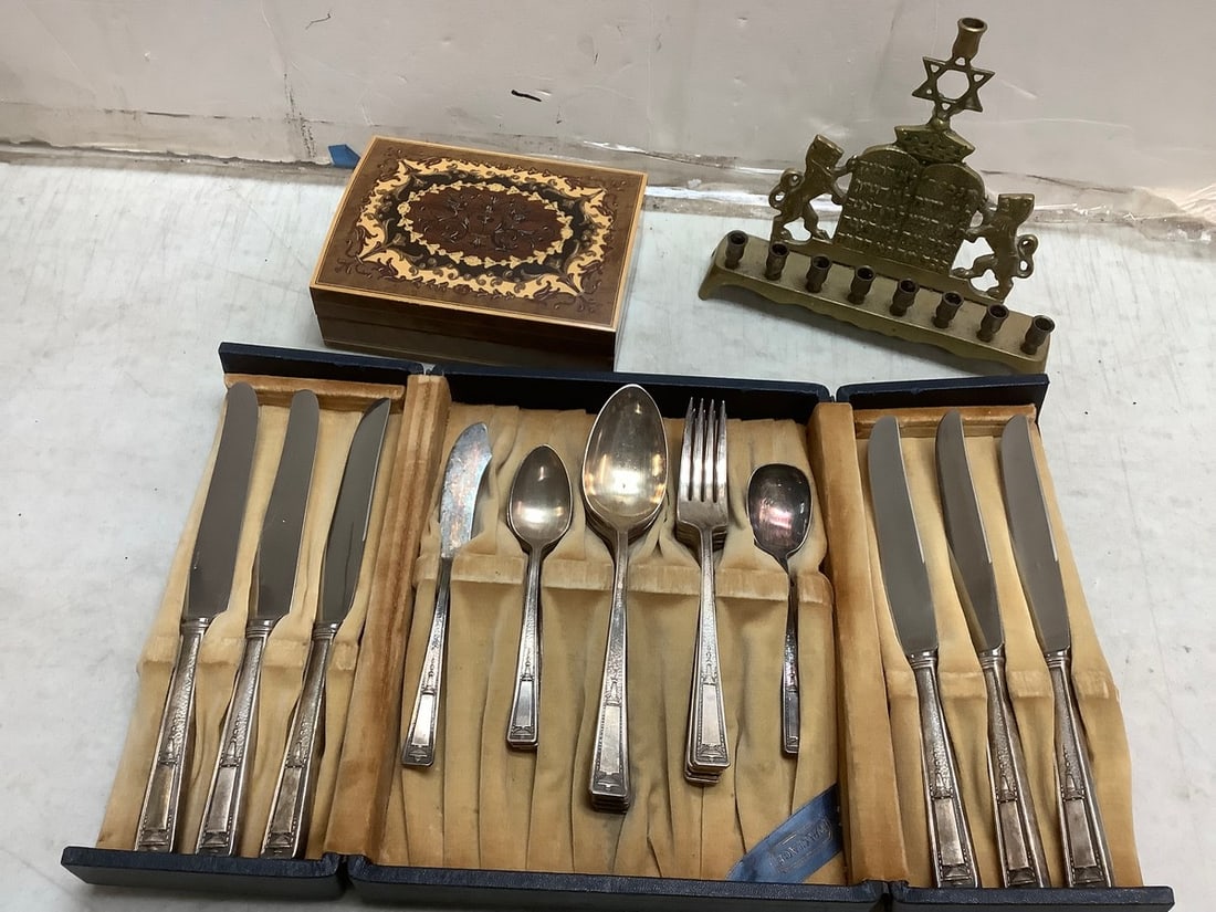 Lot of vintage utensils in carrying case(1835 R. Wallace), decorative storage box, and (1 of 1)