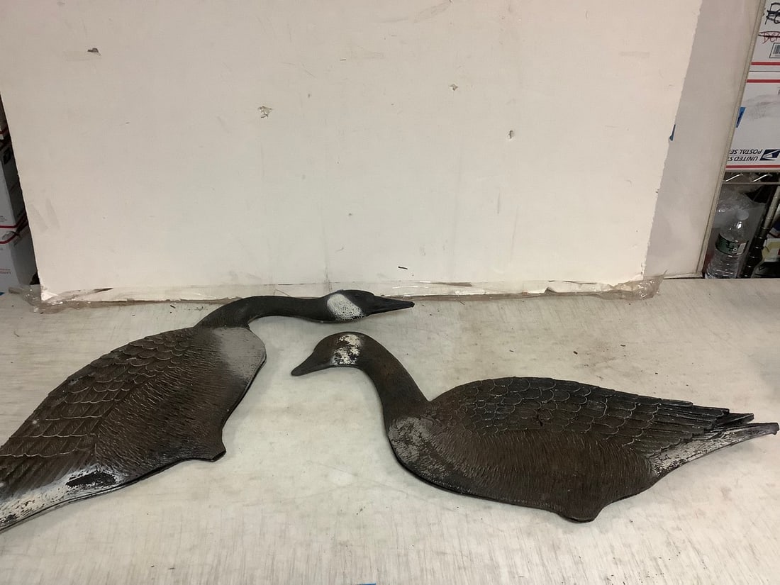 Lot of goose decor(longest 33in.): Lot of goose decor(longest 33in.)
