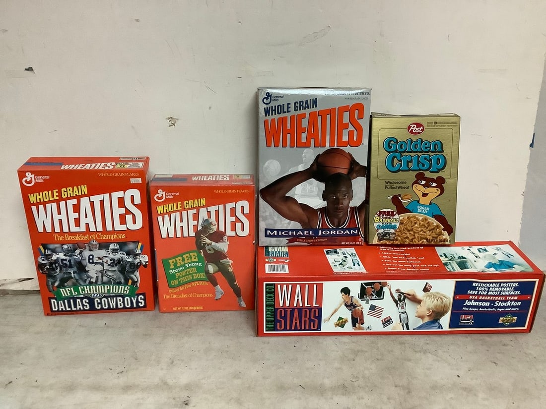 Lot of various collectible boxes (1 of 1)