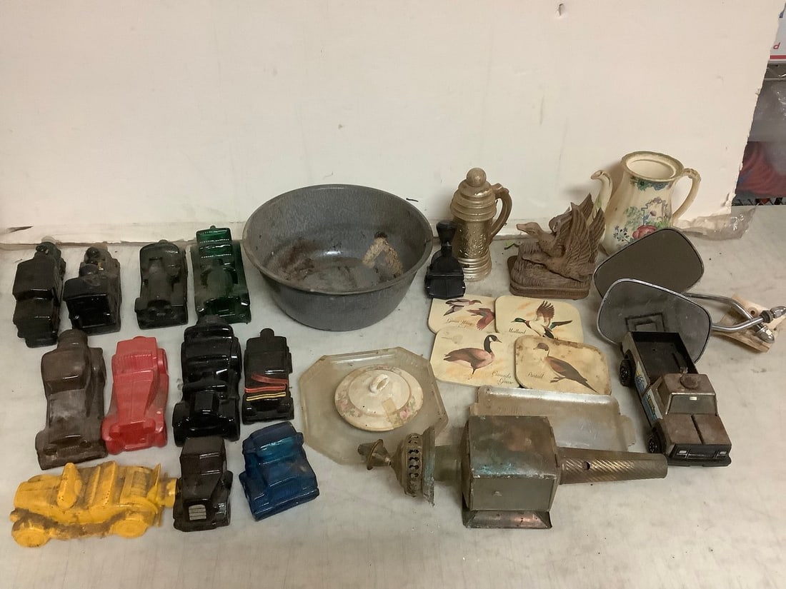 Lot of vintage car shaped glass decanters, Mason's decorative ceramic pitcher, and more (1 of 1)