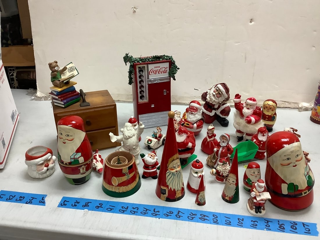 Vintage Plastic Christmas Santas, Coca-Cola Machine Display (9 in), Wooden box w/ Baseball Cards, (1 of 1)