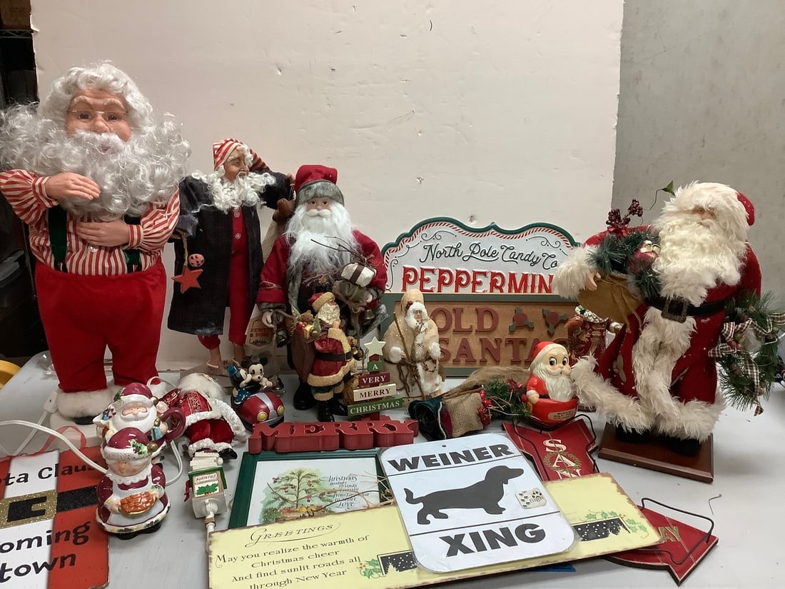 Lot of vintage musical Roly Poly santa , wall hanging Christmas signs, and santa statues(tallest: Lot of vintage musical Roly Poly santa , wall hanging Christmas signs, and santa statues(tallest about 24in.)