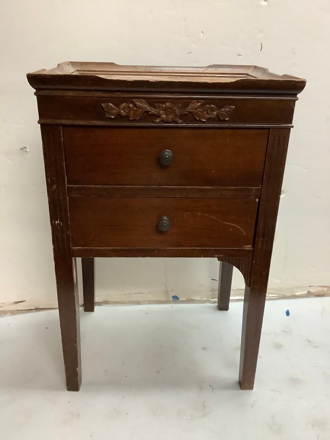 Wooden Nightstand 16.75in X 13in X 26in: Wooden Nightstand 16.75in X 13in X 26in