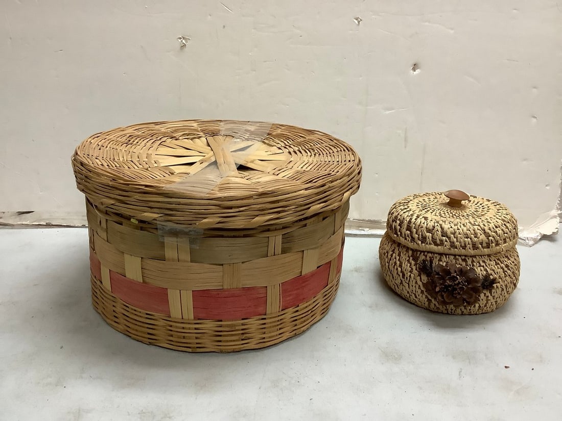 Lot of decorative wicker baskets(larger one 8.75in.tall, 16in.long) (1 of 1)