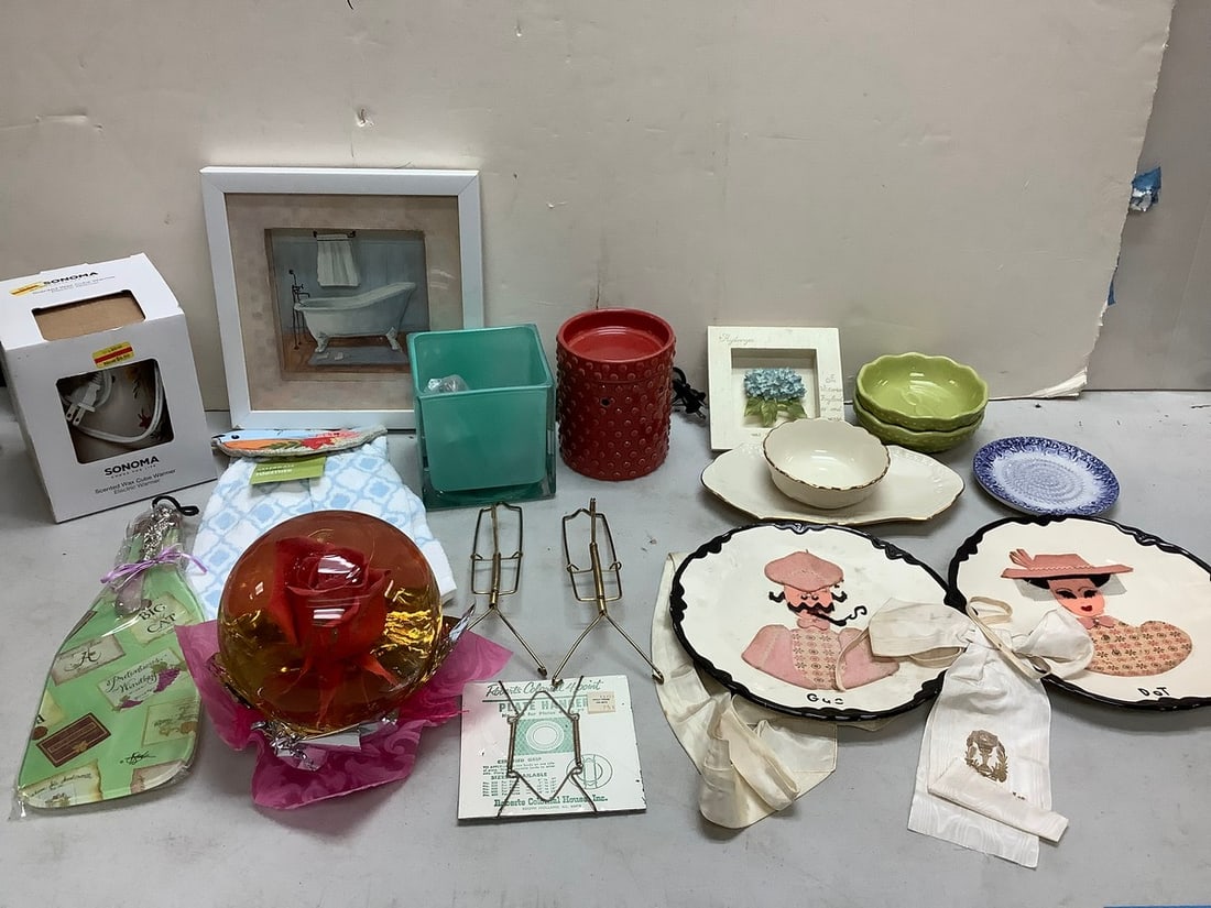 Lot of Gimbels decorative plates, Lenox decorative plate/bowl, Sonoma scented wax cube warmer, and: Lot of Gimbels decorative plates, Lenox decorative plate/bowl, Sonoma scented wax cube warmer, and more