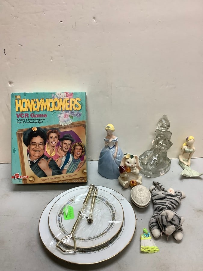 Lot of Smith 1950's glass statue(8in.tall), Lenox ceramic , The Honeymooners game, and more: Lot of Smith 1950's glass statue(8in.tall), Lenox ceramic , The Honeymooners game, and more