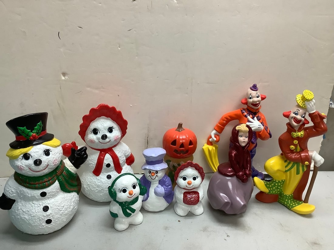 Lot of Christmas statues and clown statues(12.25in.tallest) (1 of 1)