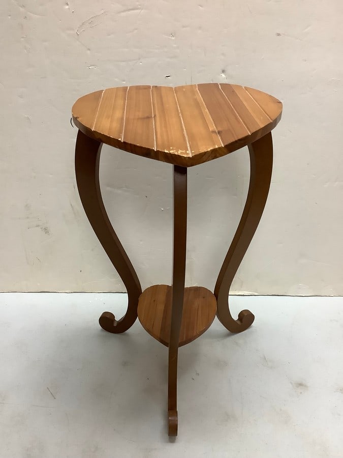 Heart shaped table(19.75in.tall, ) (1 of 1)