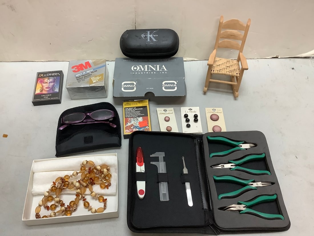 Lot of Streamline buttons, Calvin Klein glasses case, decorative necklace, and more: Lot of Streamline buttons, Calvin Klein glasses case, decorative necklace, and more