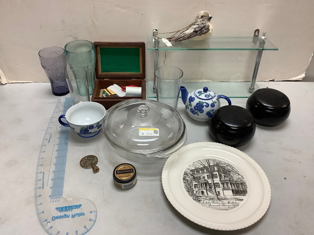Lot of Juliette Gordon Low Birthplace plate ,vintage Coca-Cola cups, ceramic teapot, and more (1 of 1)