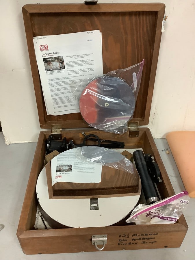 12.5 dia mirror finder scope and more in Wooden Box: 12.5 dia mirror finder scope and more in Wooden Box