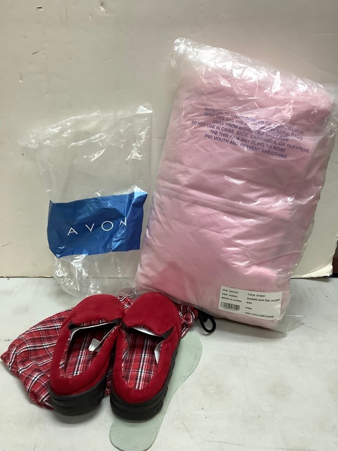 Lot of Avon Barbie quilted jacket and shoes(new): Lot of Avon Barbie quilted jacket and shoes(new)