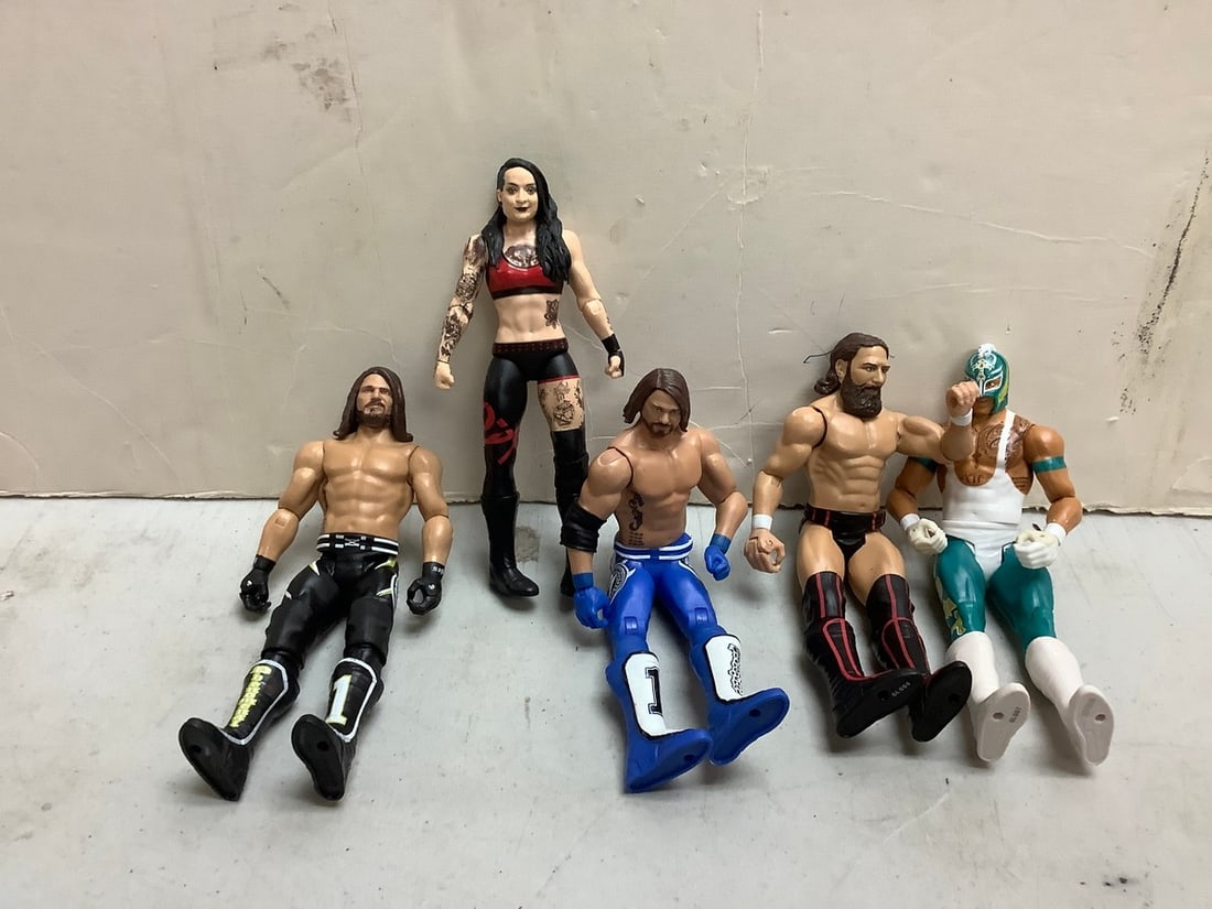 Lot of wrestling action figures(WWE, mattel) (1 of 1)