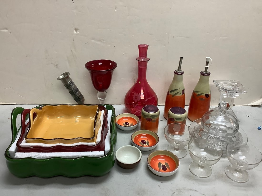 Lot of The Main Ingredients salt/pepper shakers, bowls, red drinking glass(8in.tall) (1 of 1)