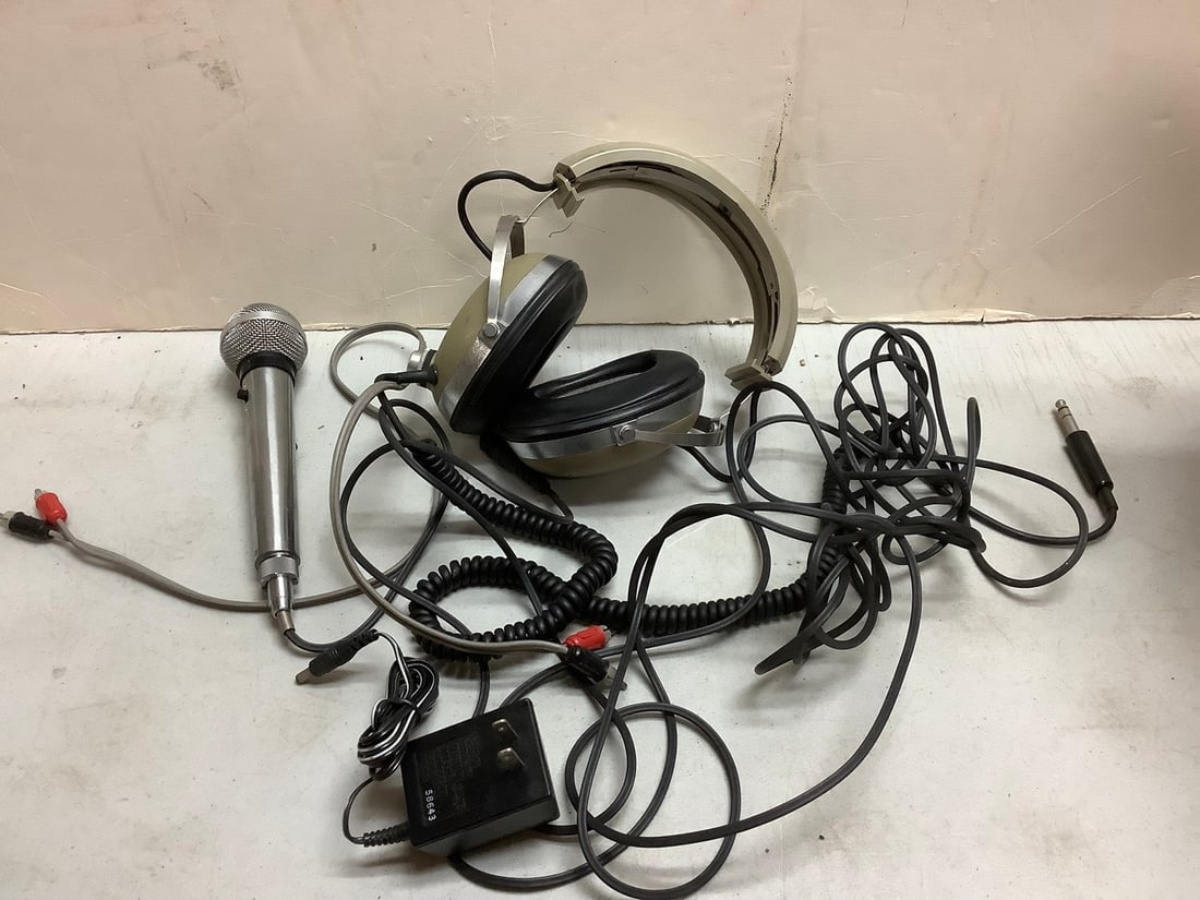 Lot of vintage train car models(Ahm, in box) (1 of 1)