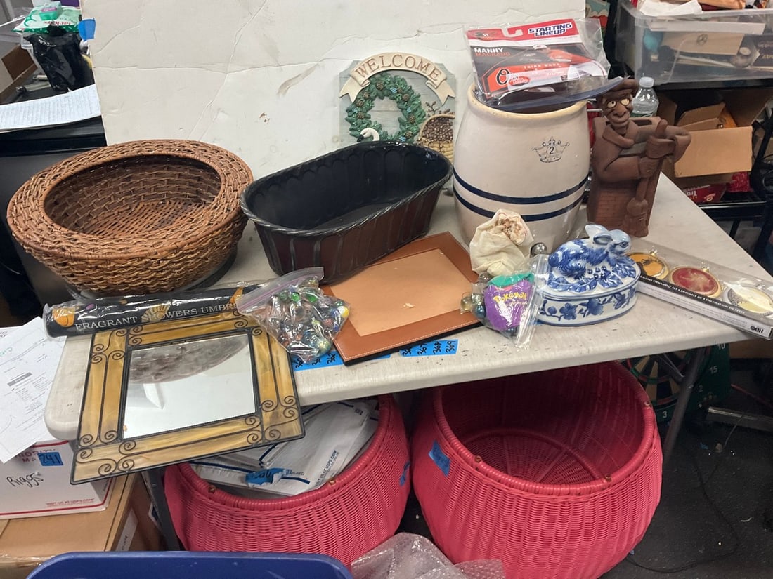 Lot of home decor, wicker basket, game of thrones ornaments and more: Lot of home decor, wicker basket, game of thrones ornaments and more