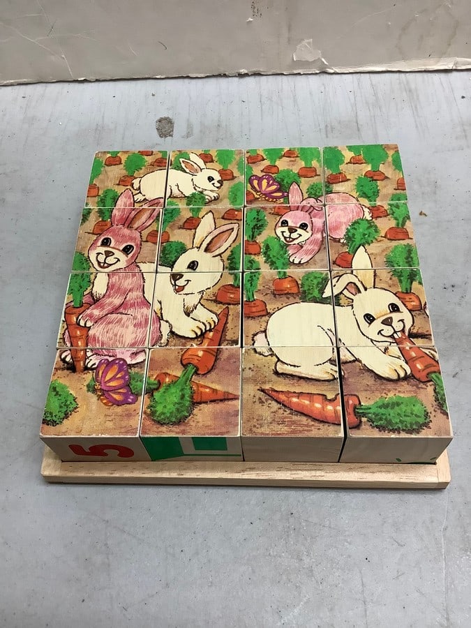 Vintage wooden block puzzles: Vintage wooden block puzzles