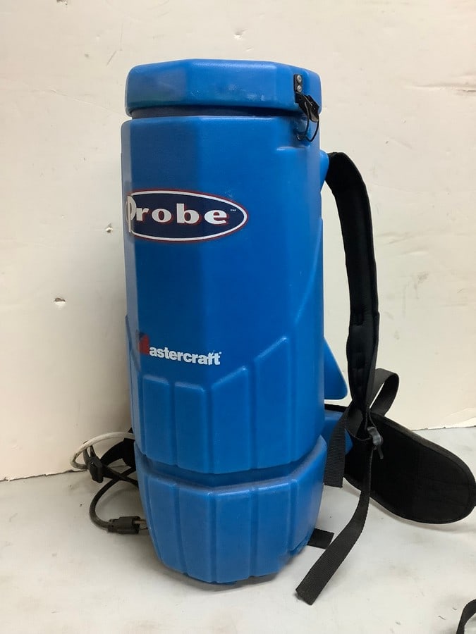 Probe mastercraft sawdust vaccum(24in.tall, no hose attachment) (1 of 1)