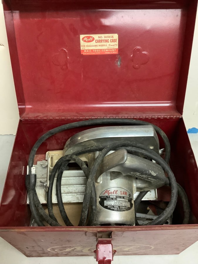Vintage Mall saw and carrying case: Vintage Mall saw and carrying case