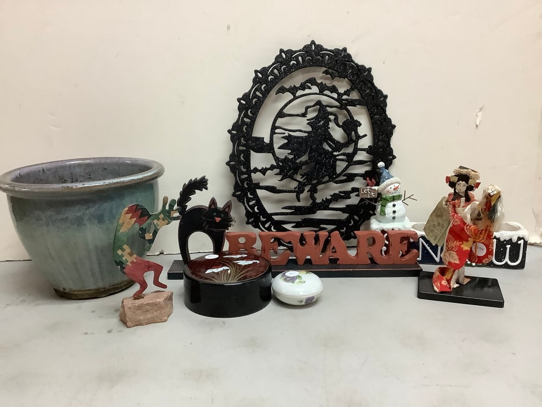 Oriental Statue, Holiday Decor, Planter(6.75in), Trinkets and more: Oriental Statue, Holiday Decor, Planter(6.75in), Trinkets and more