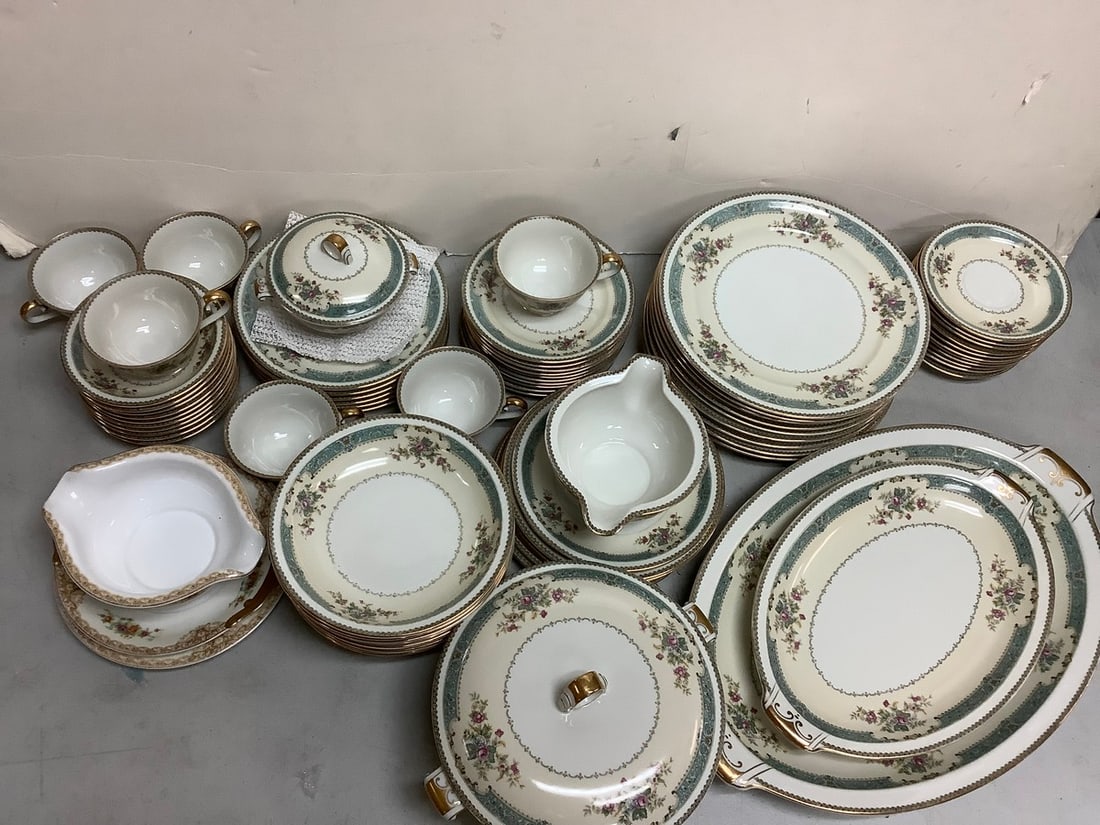 Tableplace Set - Serving Trays (18 in long), Plates, Bowls, Cups and more(Kongo & Royal Embessy: Tableplace Set - Serving Trays (18 in long), Plates, Bowls, Cups and more(Kongo & Royal Embessy China)