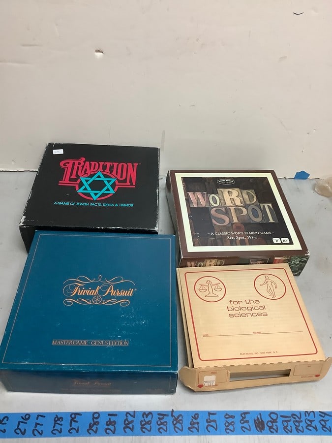 Microscope Slides, Word Spot Game and Tradition Jewish Game and More: Microscope Slides, Word Spot Game and Tradition Jewish Game and More