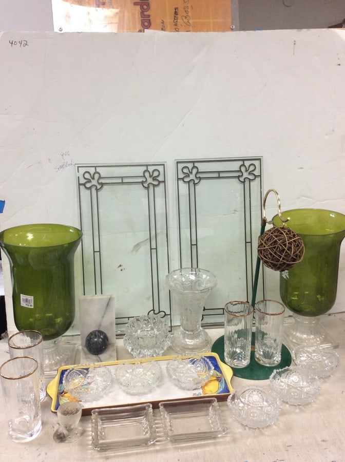 Decorative glass panels, large vases, and other items (Mikasa,Lemons on blue collection, and (1 of 1)