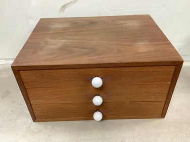3 drawer wooden dresser(16in.x12in.x8.5in.)