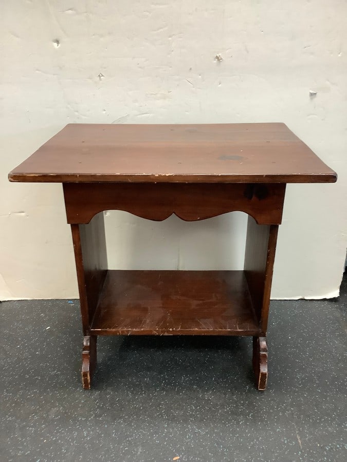 Stephen Von Hohen Nightstand (23inx24inx18in): Stephen Von Hohen Nightstand (23inx24inx18in)