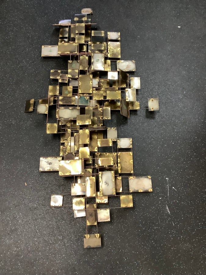 Abstract Metal Artwork(53 in Tall): Abstract Metal Artwork(53 in Tall)