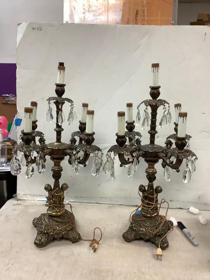 Vintage candled lamps 25.25in tall: Vintage candled lamps 25.25in tall