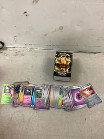 Lot of pokemon cards