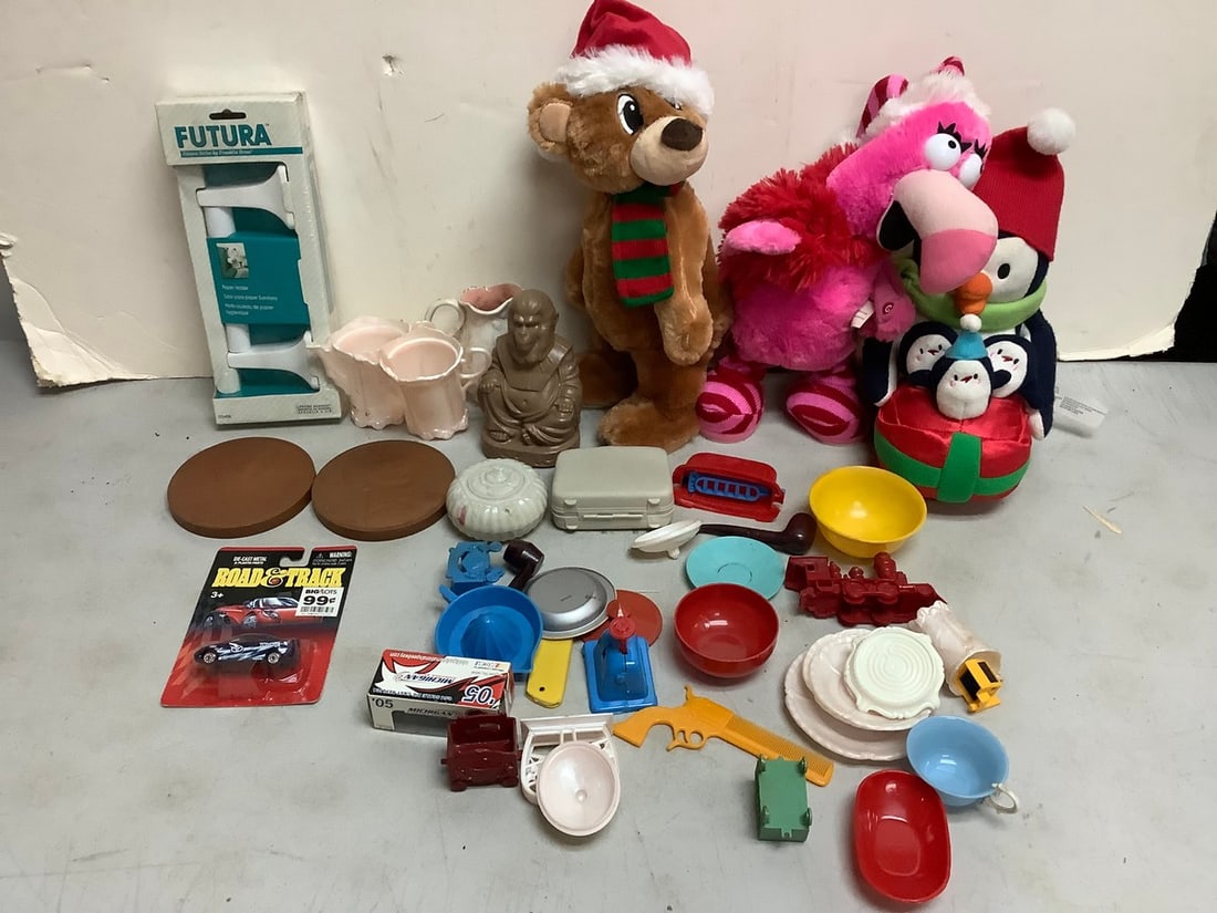 Animated Dolls, misc. toys, Futura Paper Holder, and more (1 of 1)